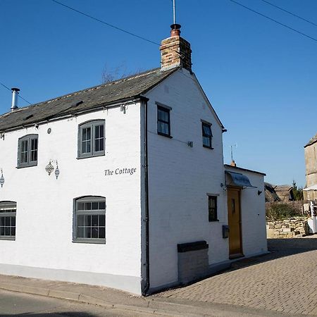 The Nook, Gretton Villa Exterior photo